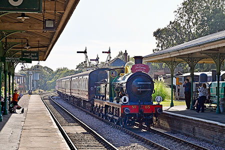 65 with the Wealden Rambler at Horsted Keynes - Brian Lacey - 21 September 2019
